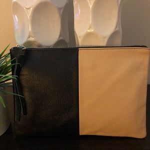 💥SALE💥Posse Multi-Color Clutch Handbag